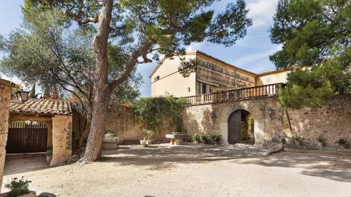 Majorcan property with farmland in Consell Majorcan property with farmland in Consell